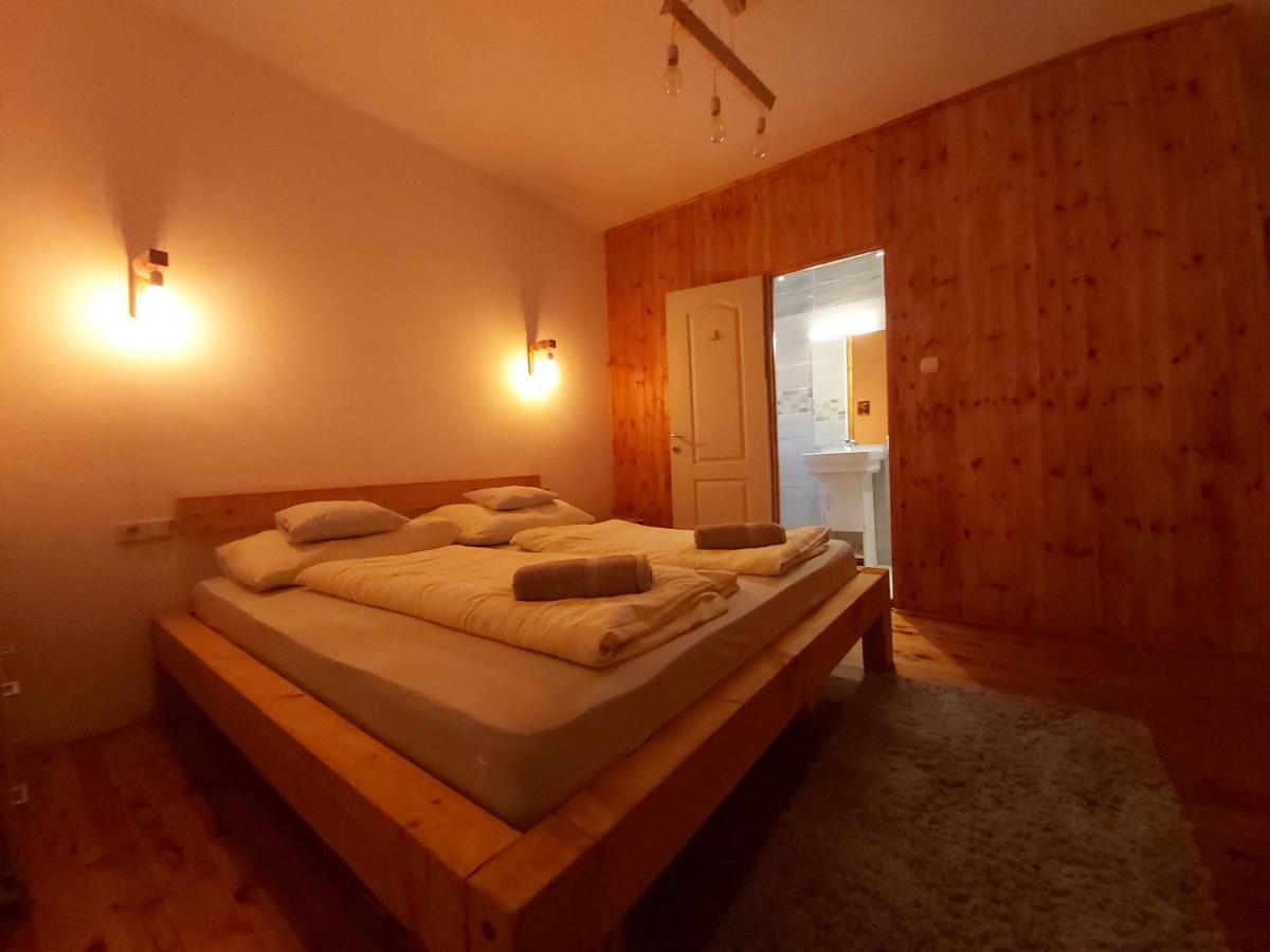 Fenyőfa vendégház Szilvásvárad Esterno foto