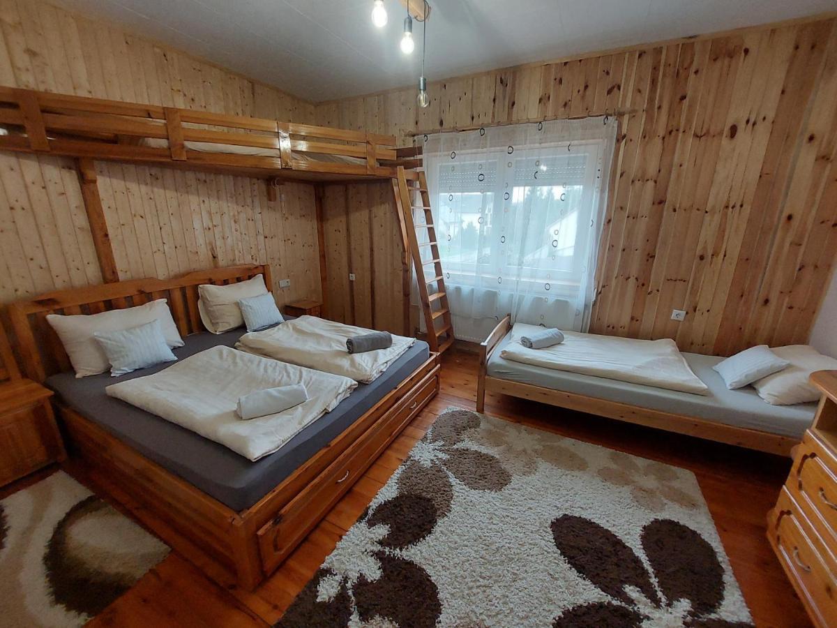 Fenyőfa vendégház Szilvásvárad Esterno foto